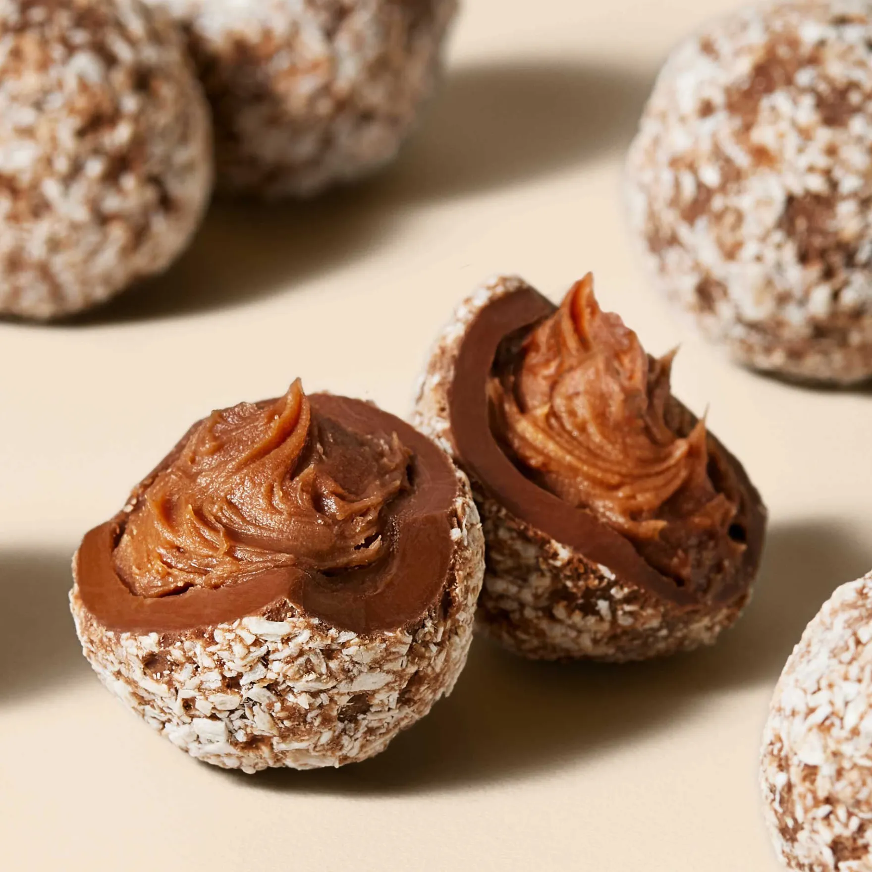 Chocolate Coconut Truffles Selector<Hotel Chocolat Outlet