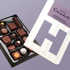 Serious Dark Fix H-Box with Happy Anniversary Sleeve<Hotel Chocolat Outlet